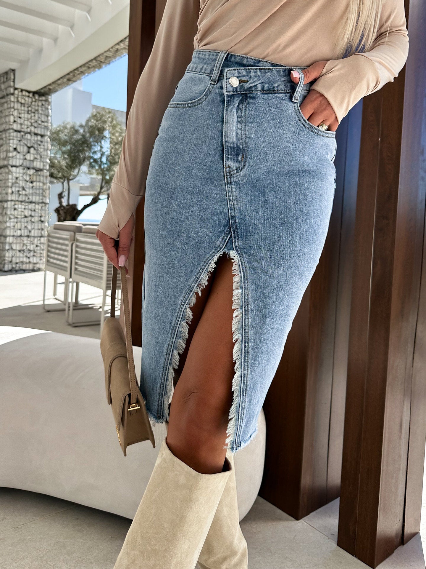 Solid Color Denim Hip Slit Skirt