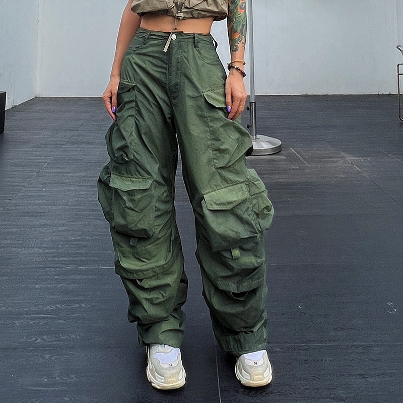 Three-Dimensional Pockets Distressed Denim Jeans