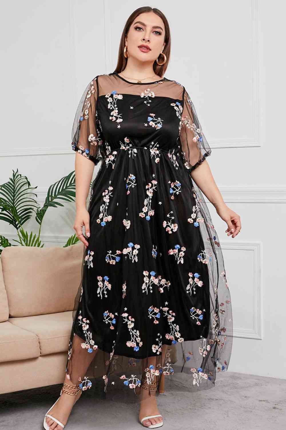 Plus-Size Layered Mesh Round-Neck Maxi Dress (7515559854168)