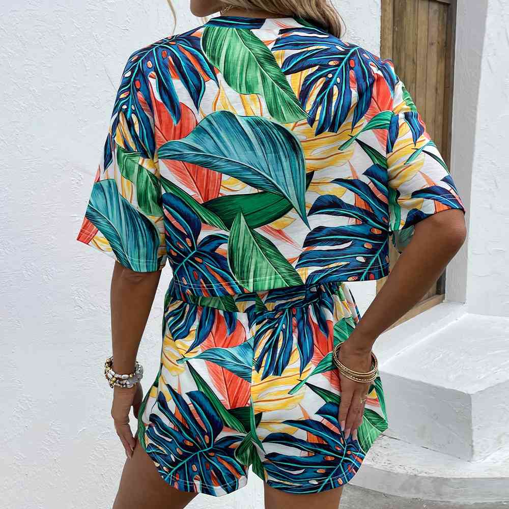 Printed Round Neck Dropped Shoulder Half Sleeve Top and Shorts Set (7501451493464)