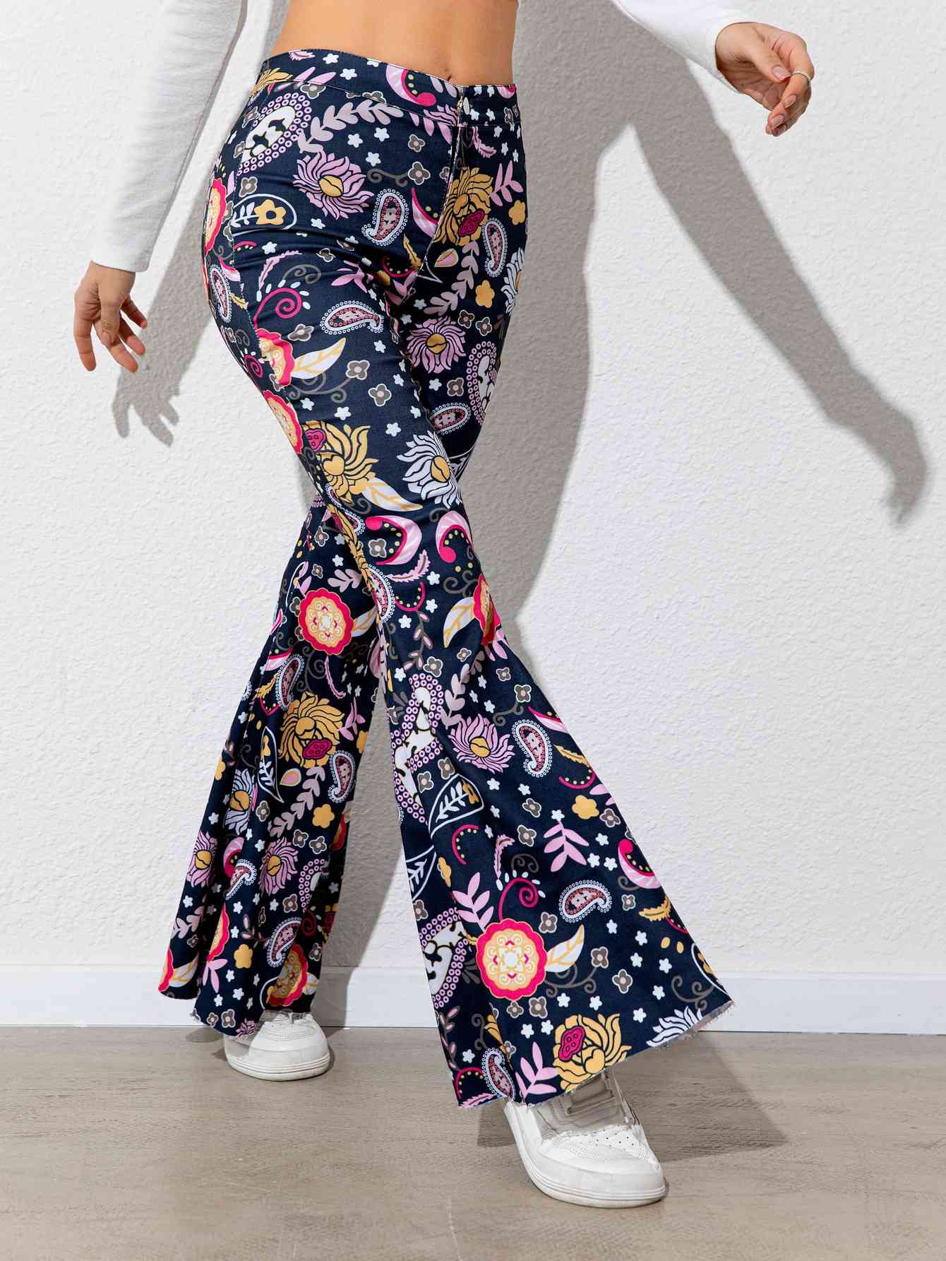 Graphics Printed - Floral High Waist Flare Leg Pants (7500882870360)