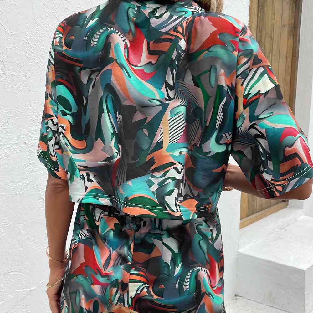 Printed Round Neck Dropped Shoulder Half Sleeve Top and Shorts Set (7501449166936)
