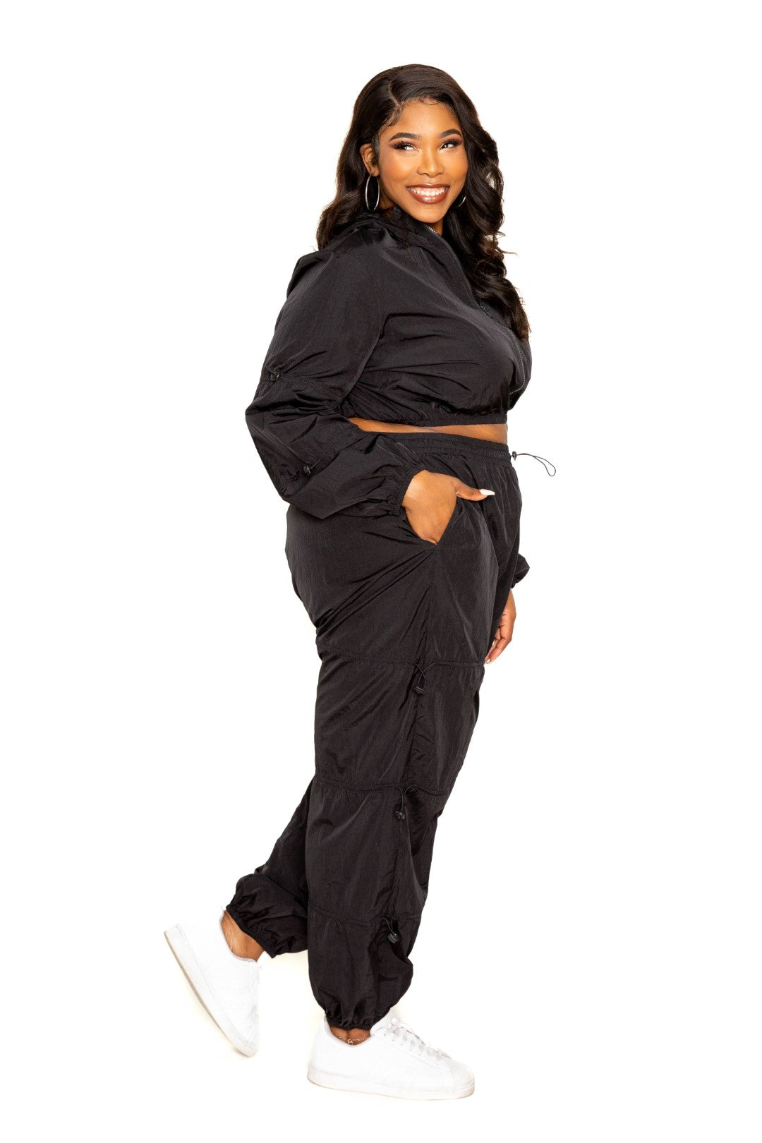 Zip-Up Set With Cord Lock Details
