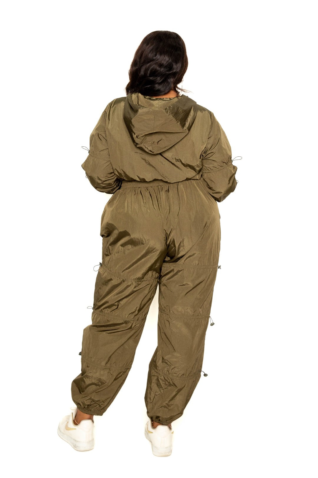 Zip-Up Set With Cord Lock Details