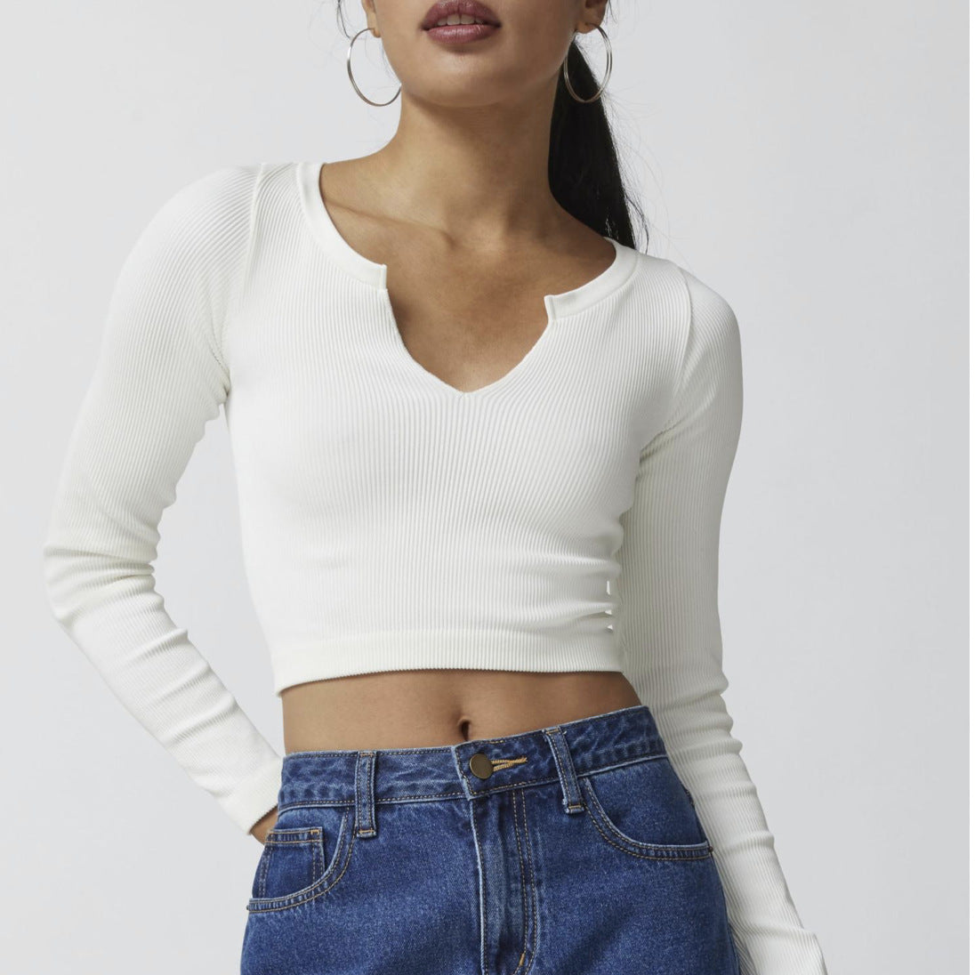 Ribbed V-Neck Crop-Top (7516556394584)
