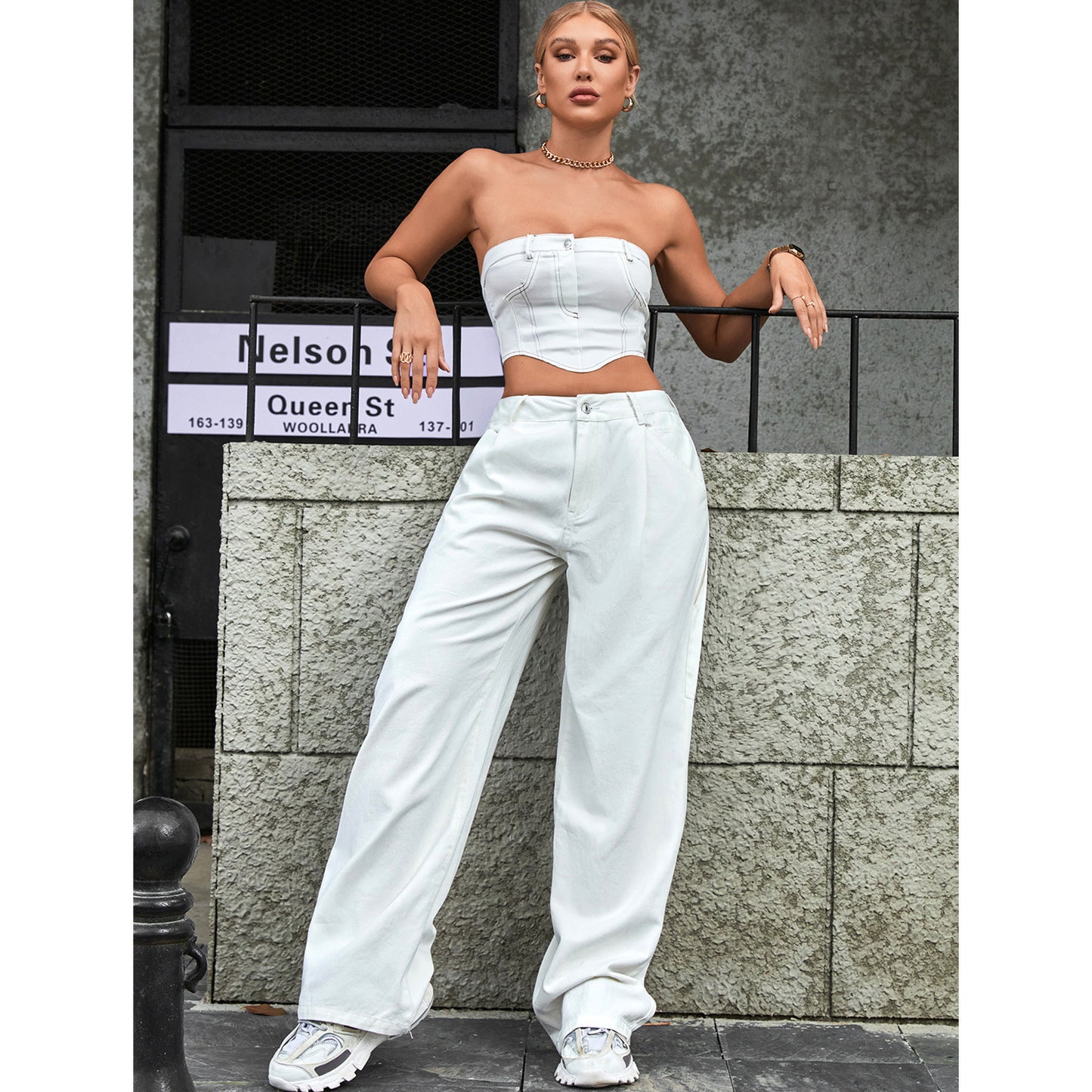 High-Waist Loose-Fit Denim Jeans