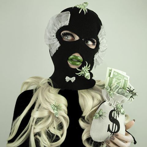 N/A Money Wig