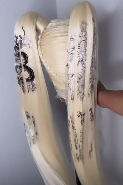 Viet Wig