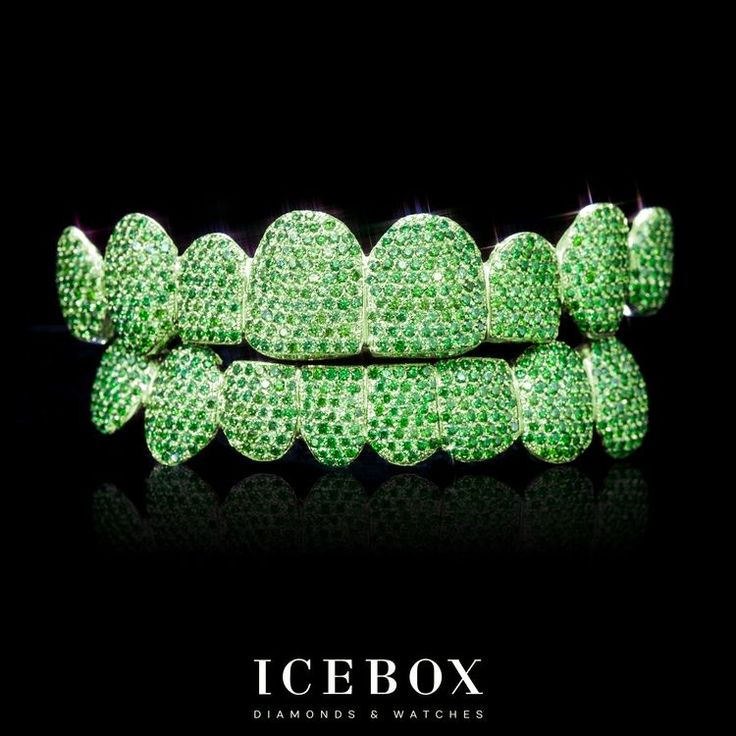 Green Grinch Grills