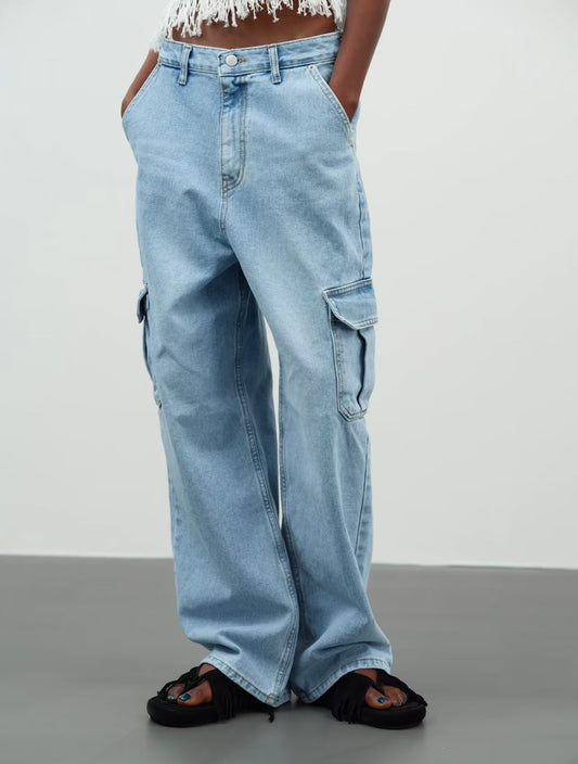 Straight-Pockets Cargo Denim Jeans