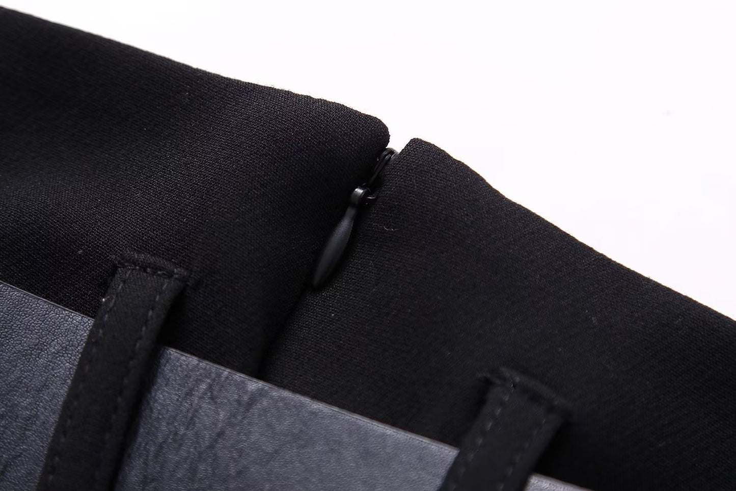 Double Metal Buckles Mini Skirt