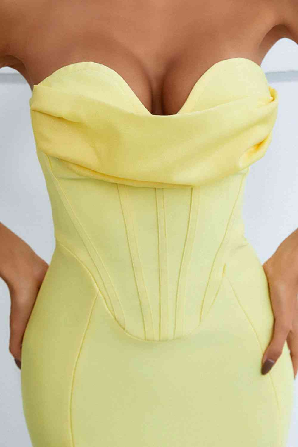 Seam Detail Strapless Sweetheart Neck Dress (7516385083480)