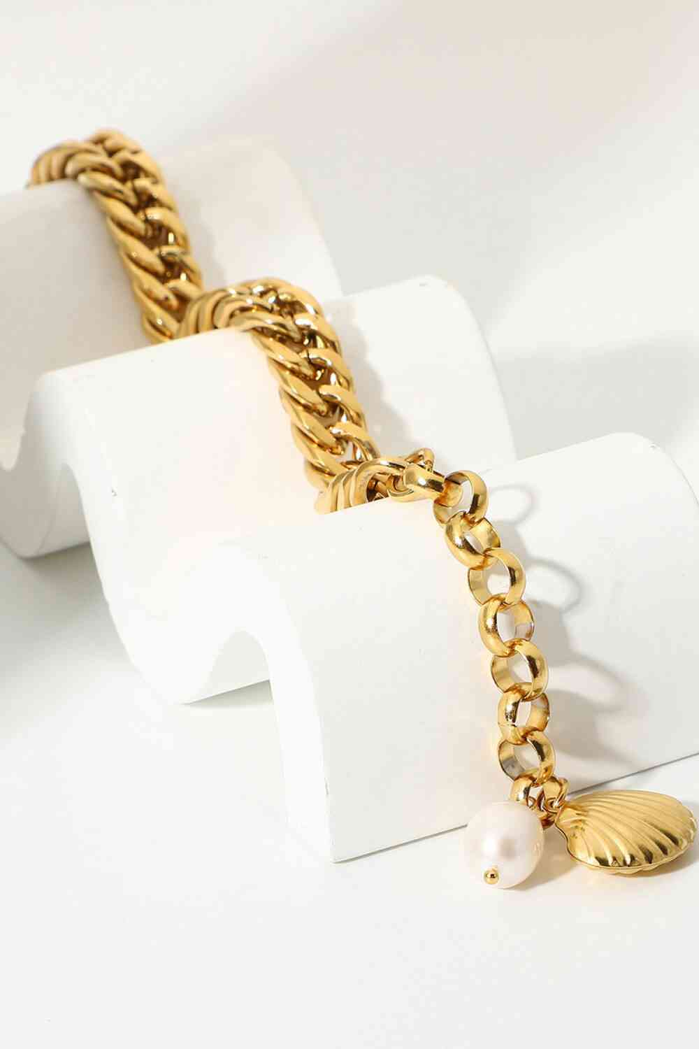 Seashells - Gold-Plated Curb Chain Bracelet 18 Carats (7500204736600)