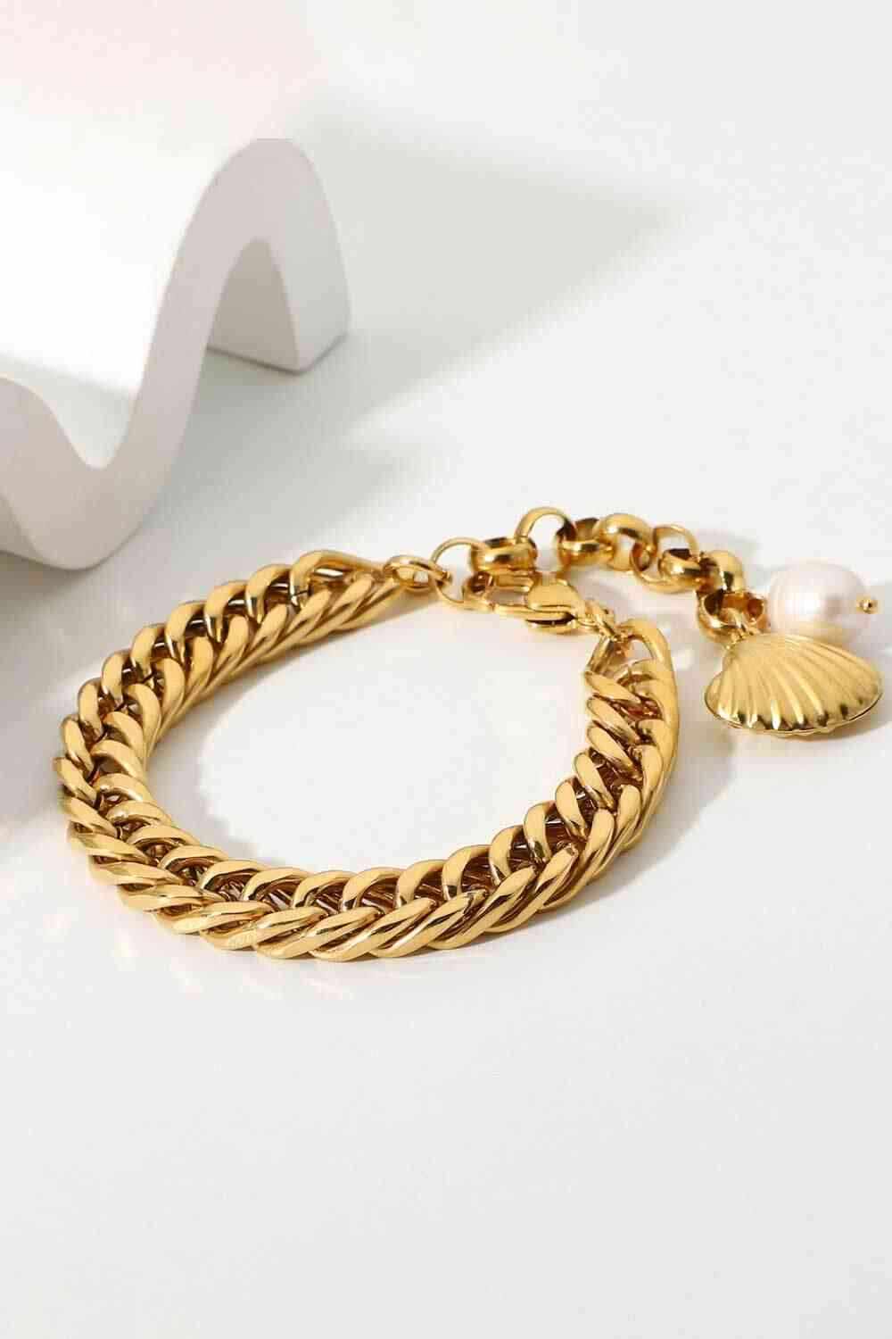 Seashells - Gold-Plated Curb Chain Bracelet 18 Carats (7500204736600)