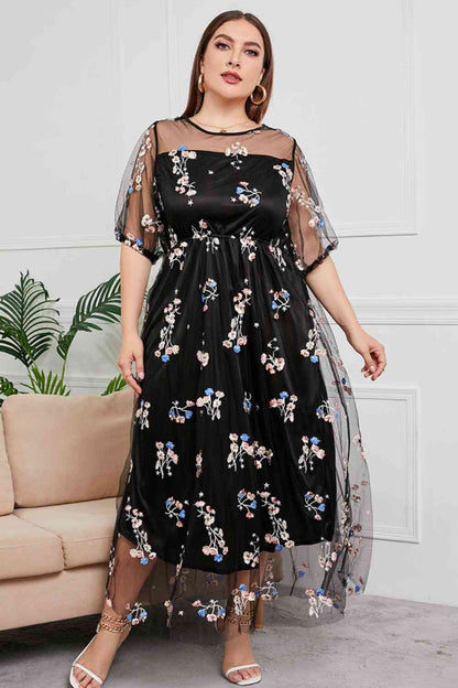 Plus-Size Layered Mesh Round-Neck Maxi Dress (7515559854168)