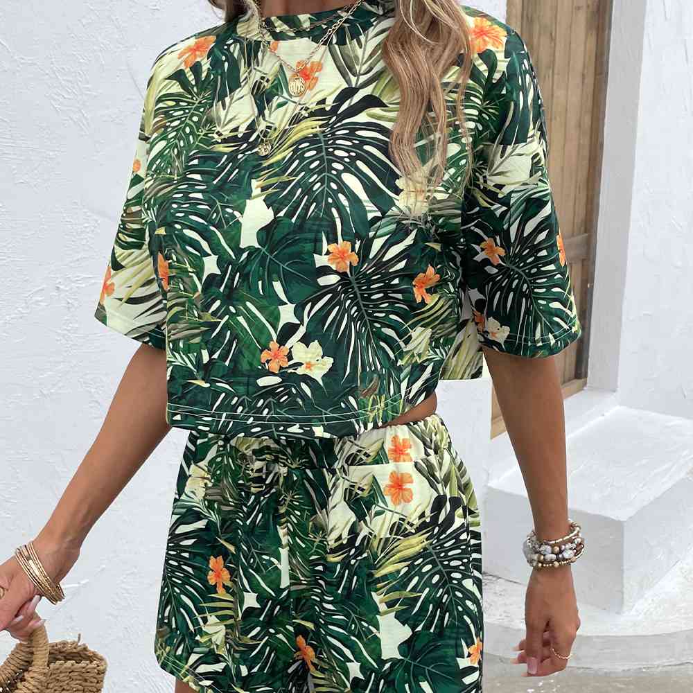 Just Justing - Floral Print Round Neck Dropped Shoulder Half Sleeve Top and Shorts Set (7501444907096)