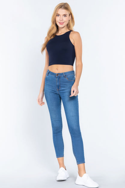 Halter Neck Crop-Top