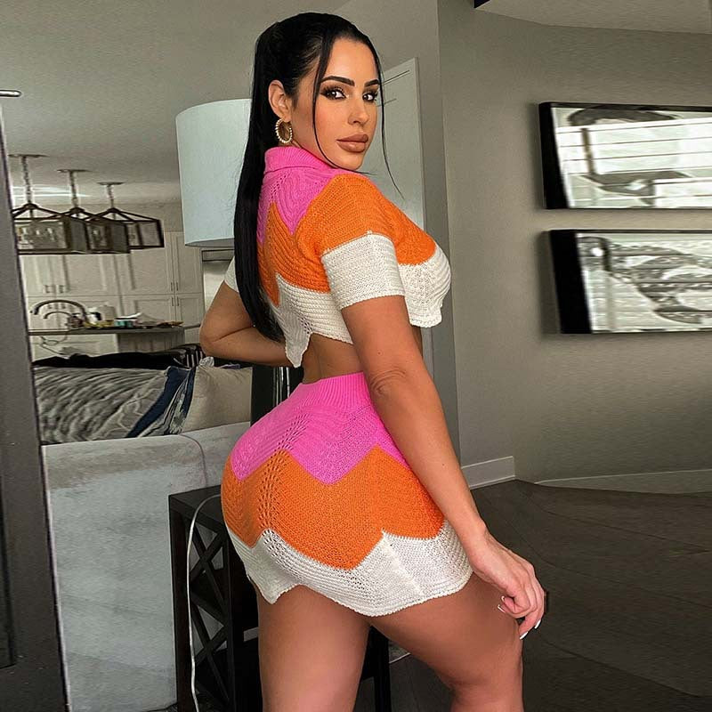 Contrast Color Wave Stripe Polo Collar Short Sleeves & Cropped High-Waist Skirt Two-Piece Set (7524280270936)