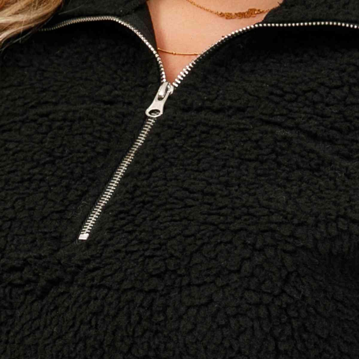Plus-Size Collared Neck Half Zip Sweatshirt (7484761210968)