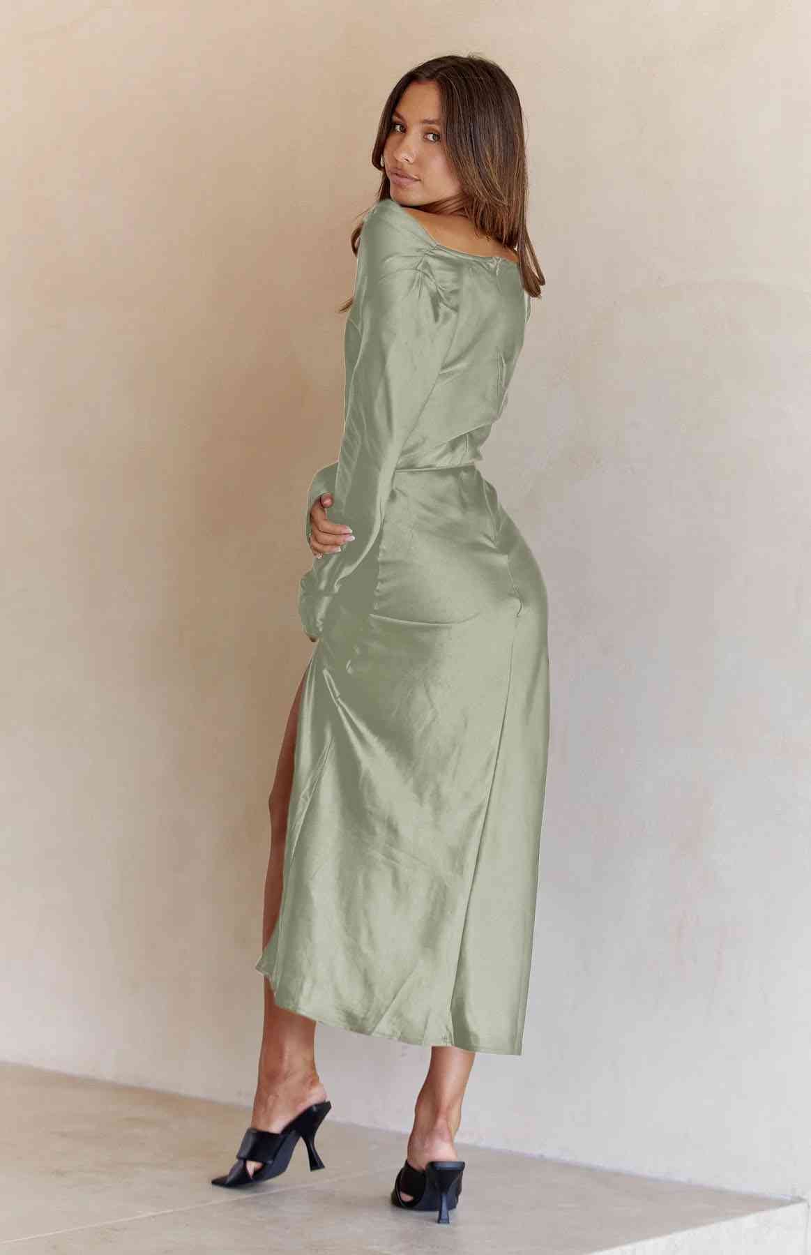 Cowl Neck - Long Sleeve Maxi Dress (7515554218072)