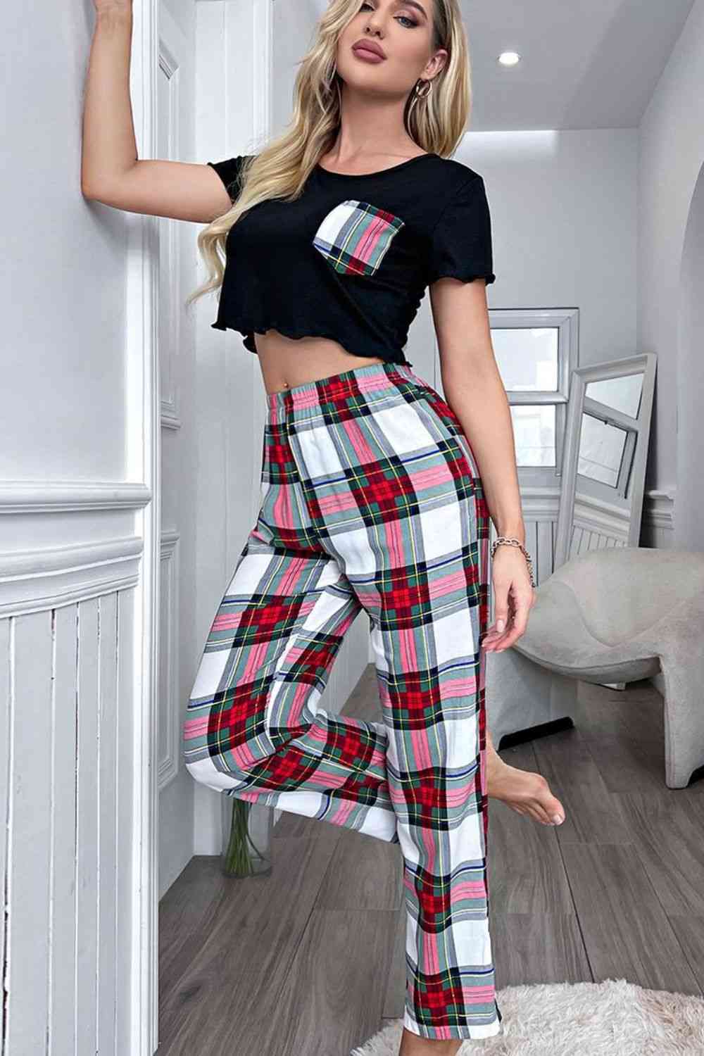 Trim-Cropped T-Shirt & Pants Lounge Set - Plaid (7501487210584)