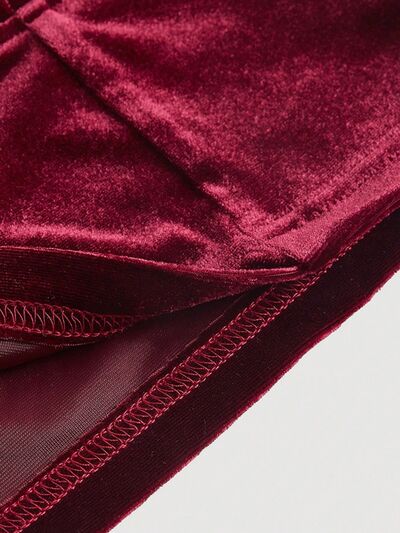 Plus-Size Tied-Strap Cami Blouse (7507811696728)