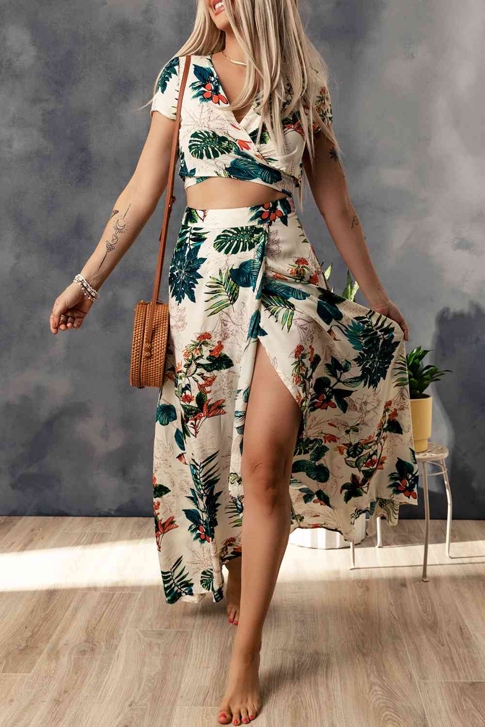 Tropical - Print Crop Top & Maxi Skirt Set (7501480656984)